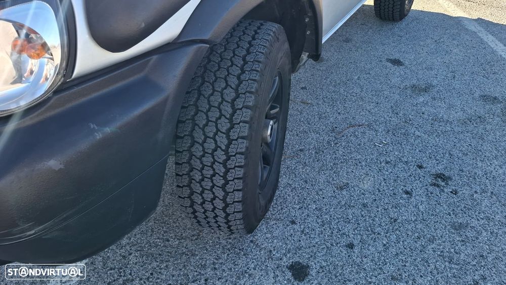 Nissan Terrano II 2.7 TDi Comfort AC - 3