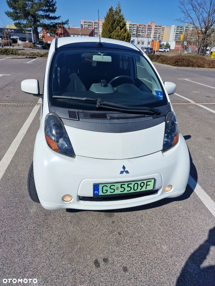 Mitsubishi i-MiEV Standard - 3
