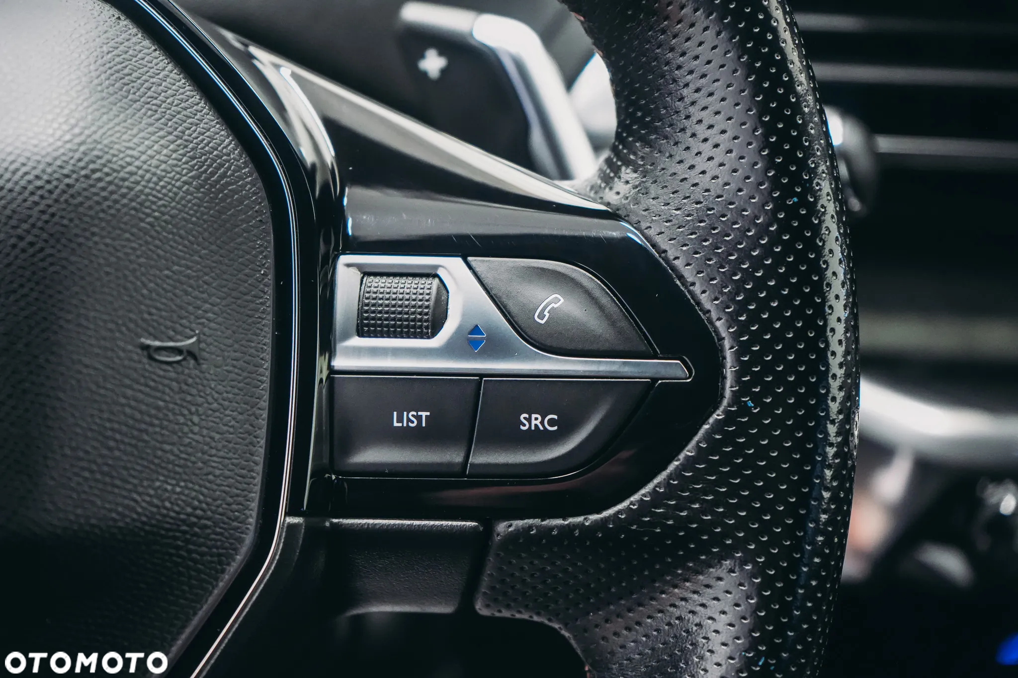 Peugeot 5008 BlueHDI 180 EAT8 GT - 24