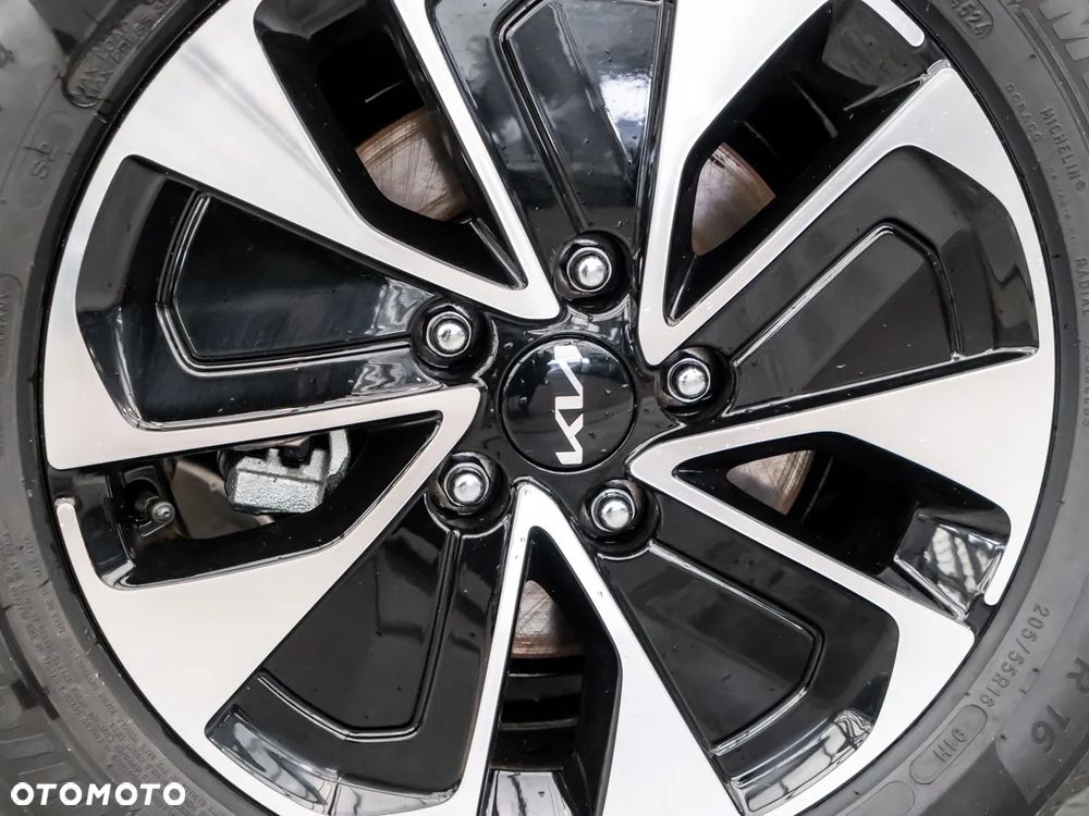 Kia Ceed 1.5 T-GDI M - 13