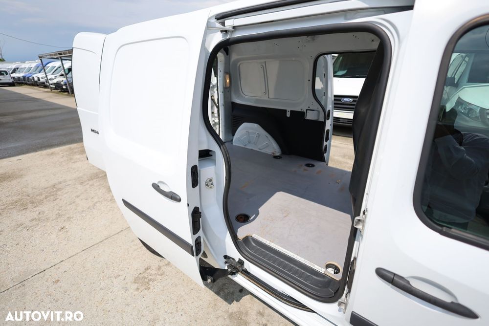 Renault Kangoo Maxi - 13