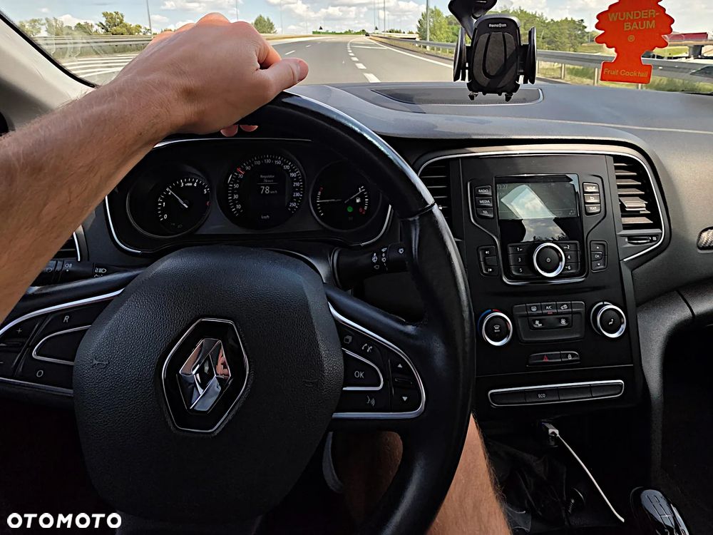 Renault Megane 1.6 SCe Limited 2018 - 4