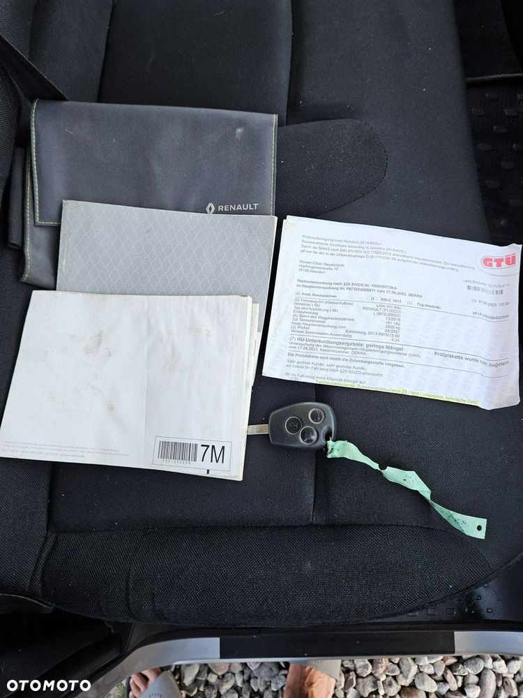 Renault Trafic - 14