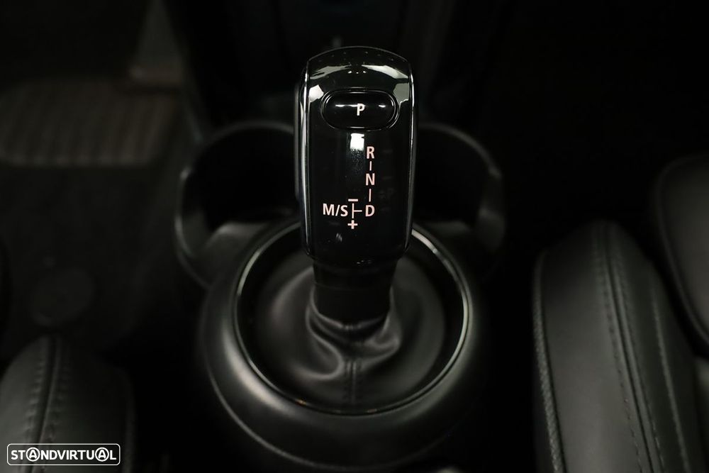 MINI Cabrio - 17