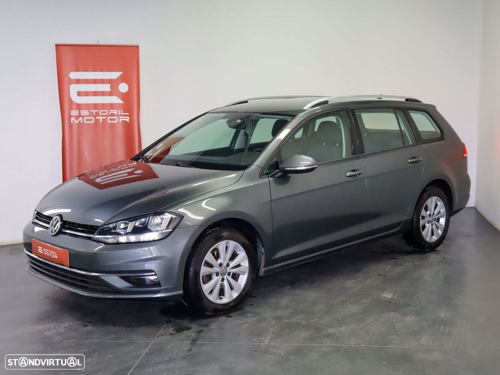 VW Golf Variant 1.6 TDi Confortline DSG - 2
