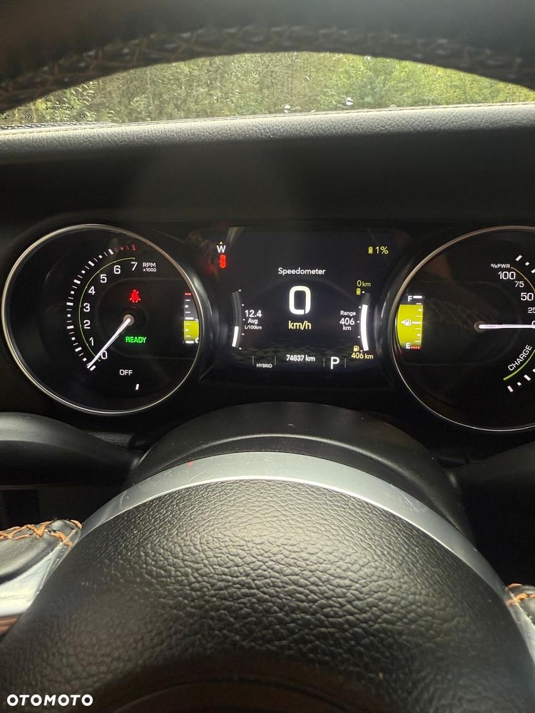 Jeep Wrangler - 13