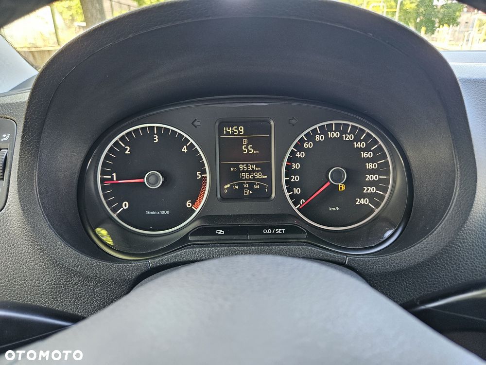 Volkswagen Polo - 7