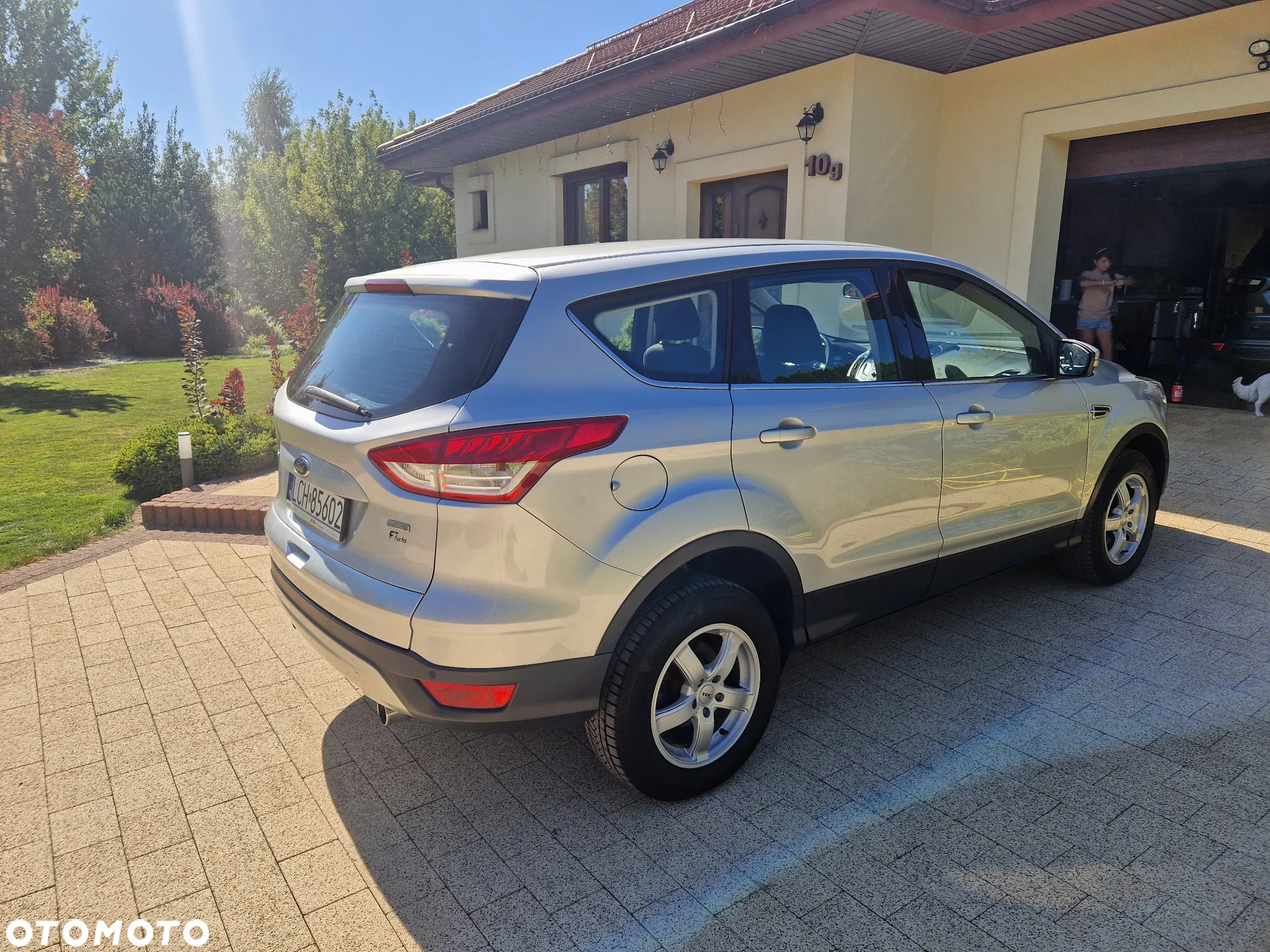 Ford Kuga - 4