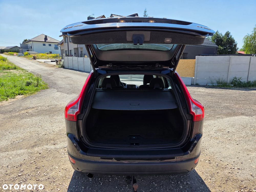 Volvo XC 60 DRIVe Kinetic - 9