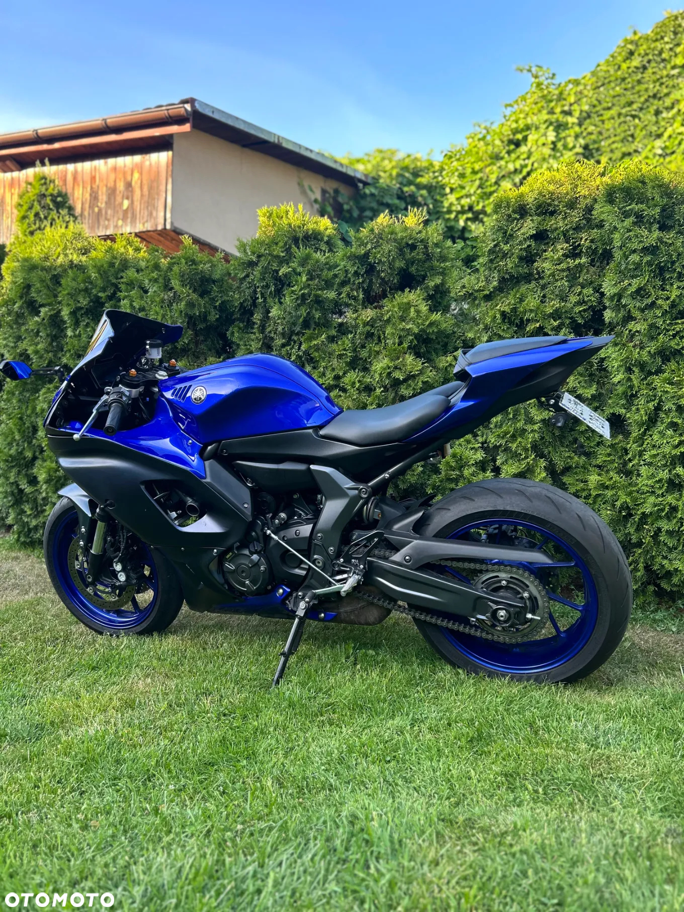 Yamaha R7 - 9