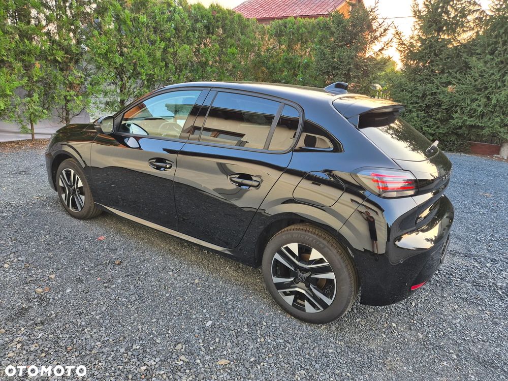 Peugeot 208 TURBO 100 Allure - 2