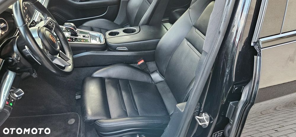 Porsche Panamera 4S Diesel - 31