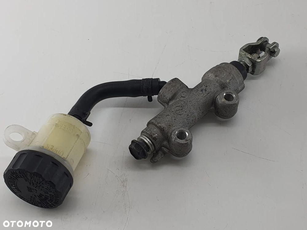 KAWASAKI Z-900 17-19 POMPA HAMULCOWA TYŁ - 12