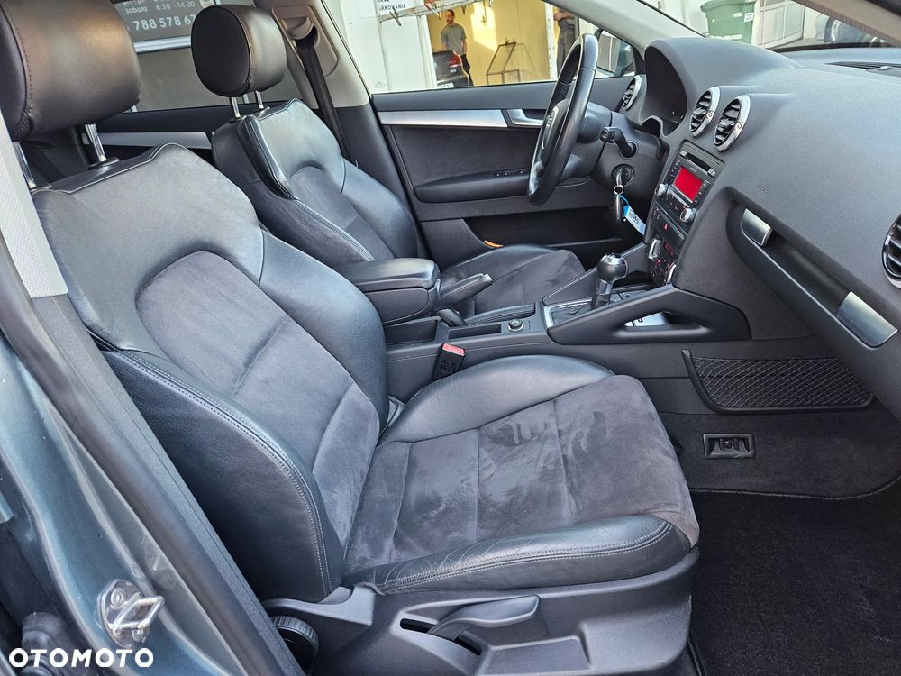 Audi A3 Sportback 1.2 TFSI S tronic S line Sportpaket - 13
