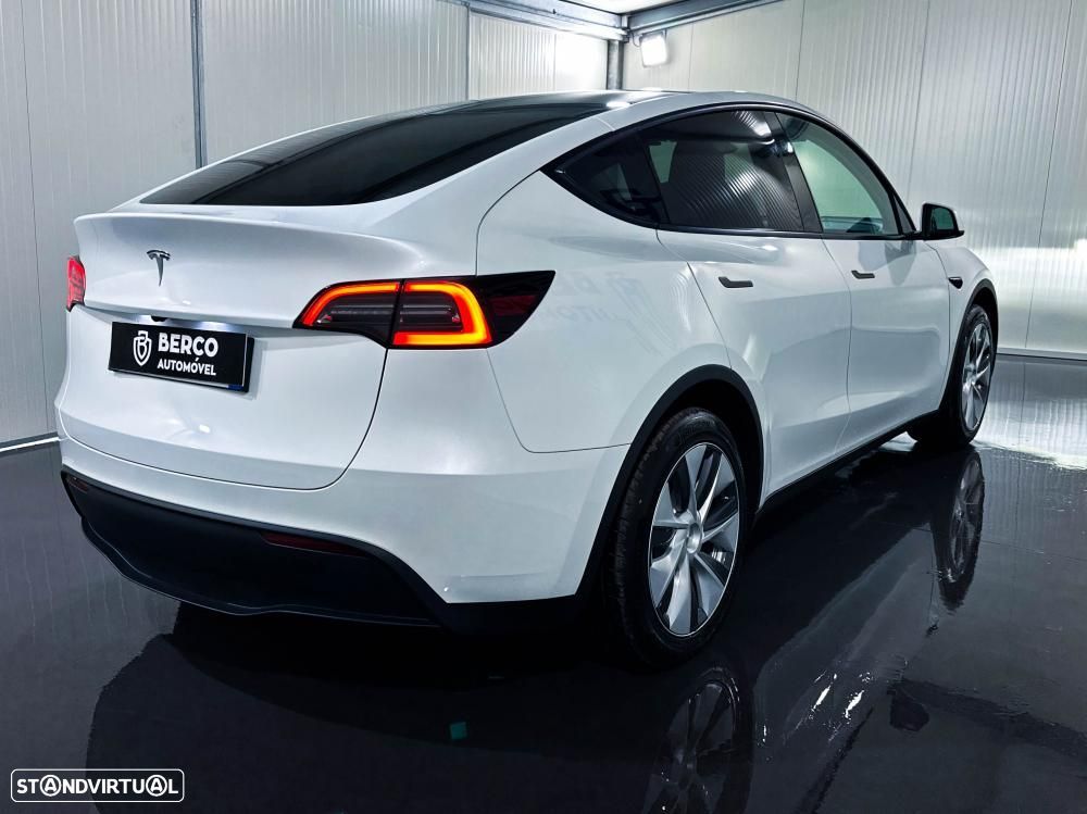 Tesla Model Y Standard - 5