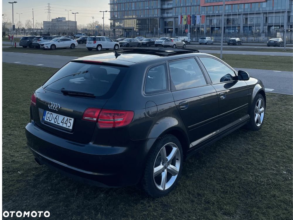 Audi A3 Sportback - 6