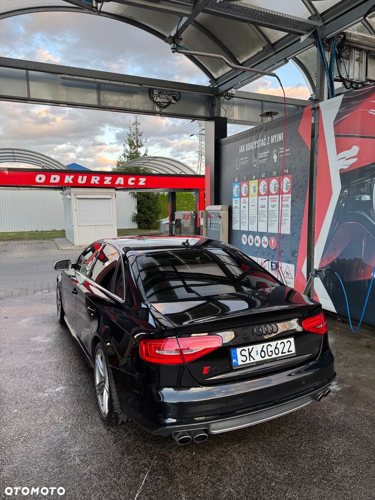 Audi S4 Limousine - 15
