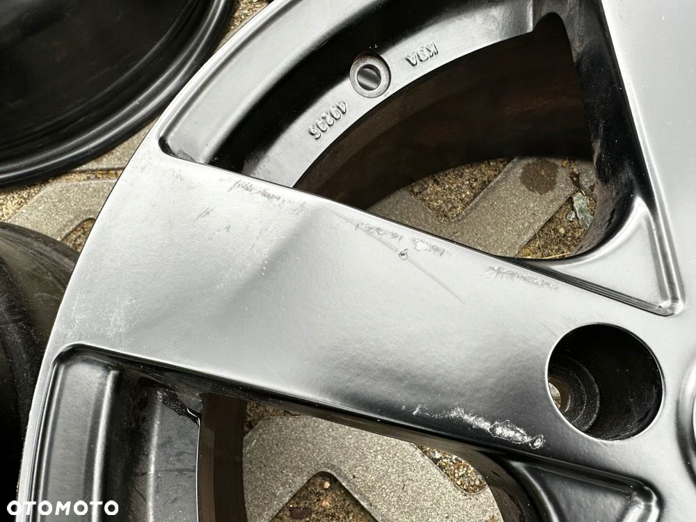 DEZENT TT felga 7X17 ET40 4x114,3 KBA 49295 - 8