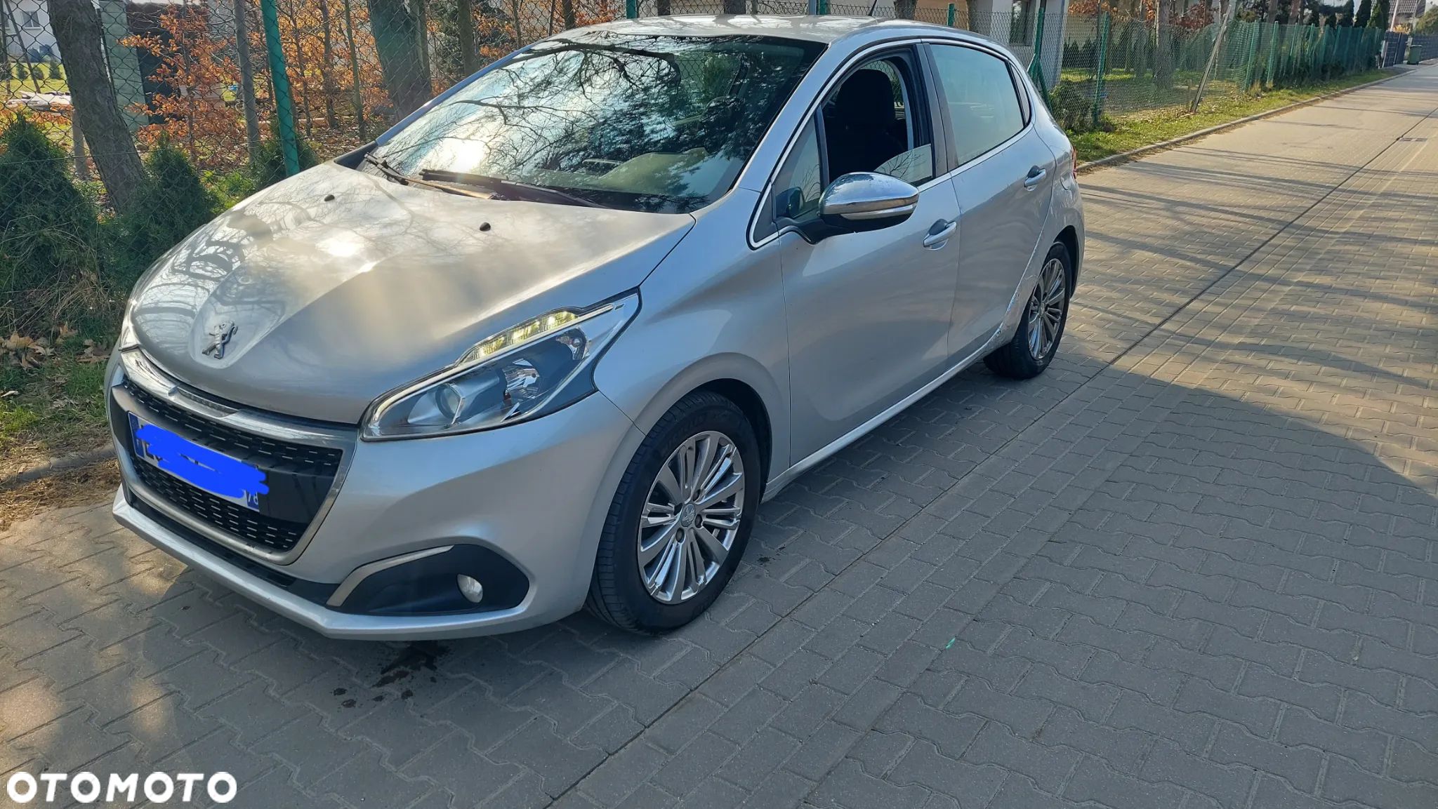 Peugeot 208 PureTech 82 Start & Stop Tech Edition - 1