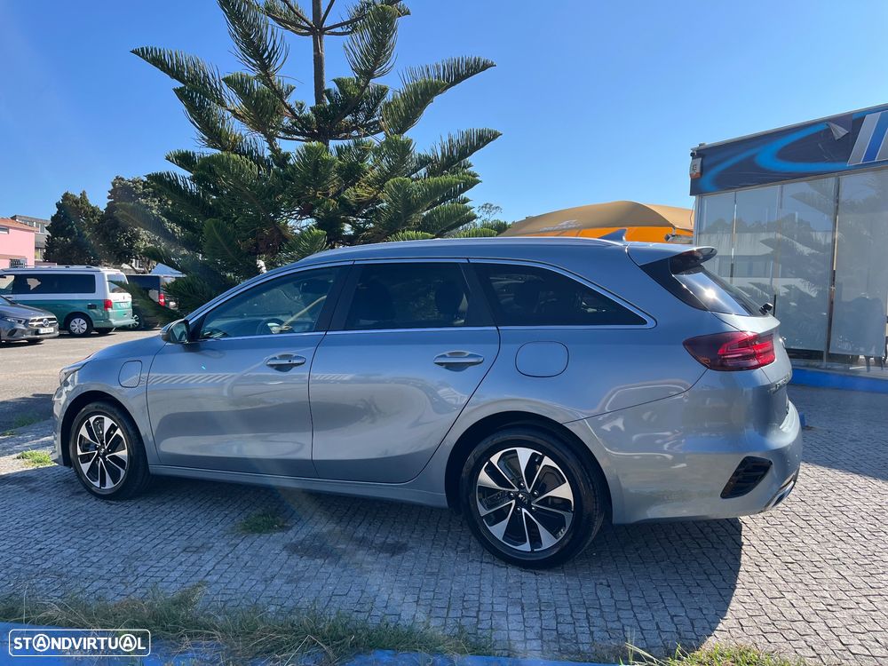 Kia Ceed SW 1.6 GDi PHEV Tech 6DCT - 11
