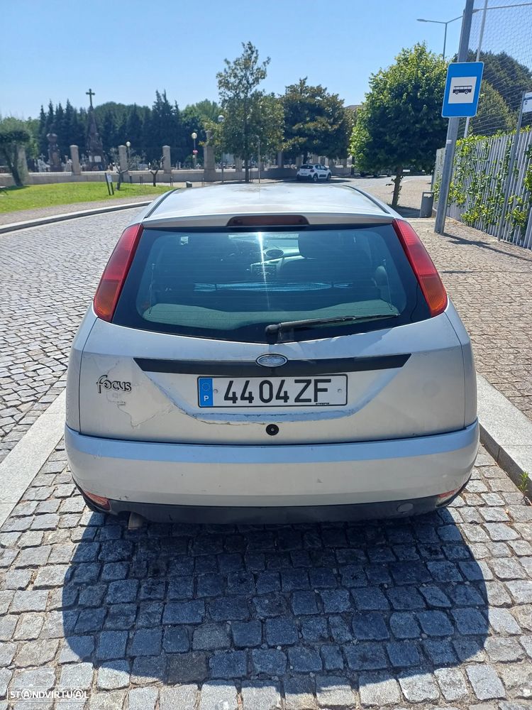 Ford Focus - 1