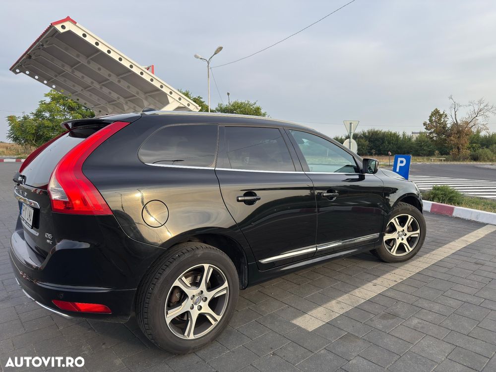 Volvo XC 60 D5 AWD Aut. Summum - 9