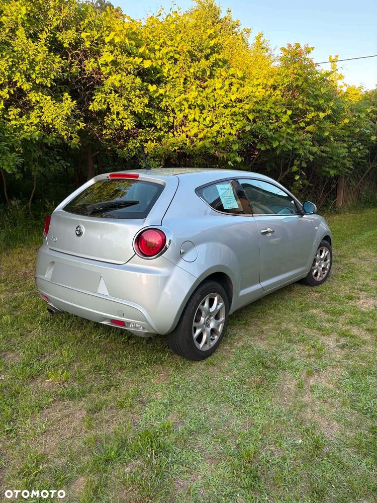 Alfa Romeo Mito 1.4 MultiAir Distinctive - 4