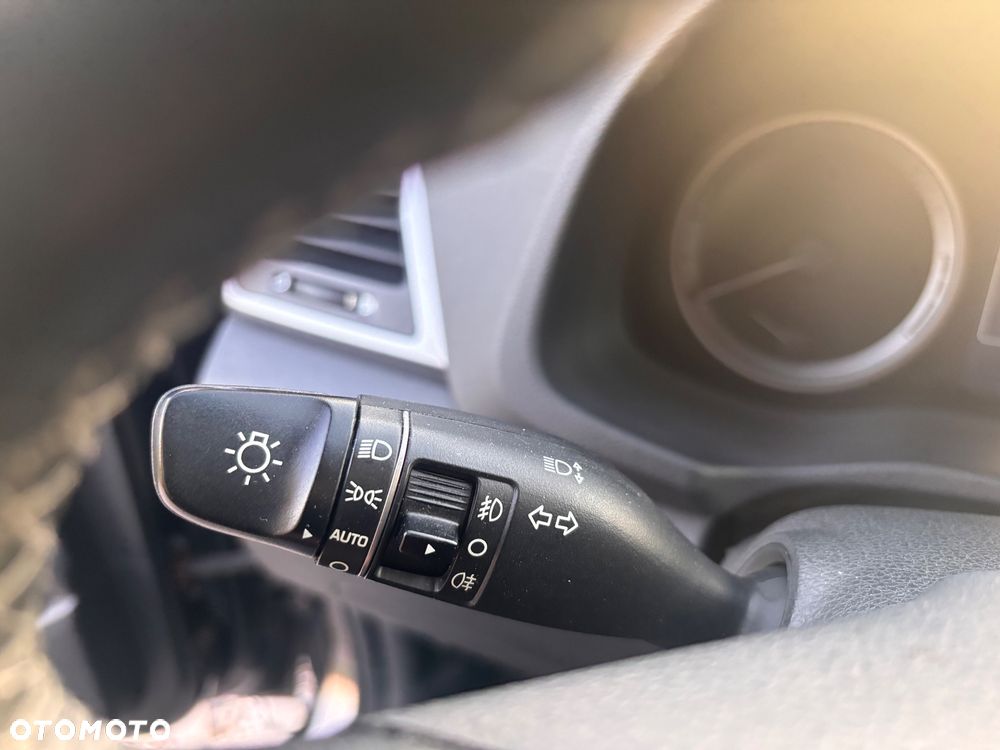 Hyundai Tucson blue 1.7 CRDi 2WD DCT Premium - 25