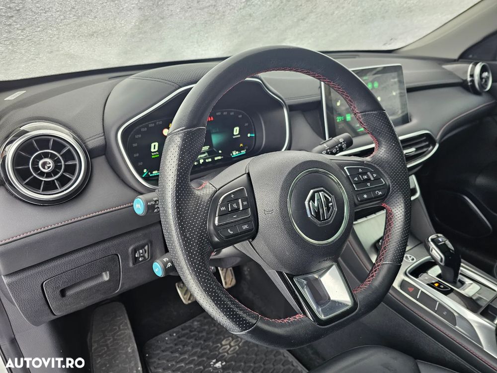 MG EHS 1.5T-GDI PHEV Luxury - 8