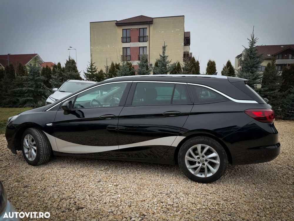Opel Astra Sports Tourer 1.2 Turbo Business Elegance - 6