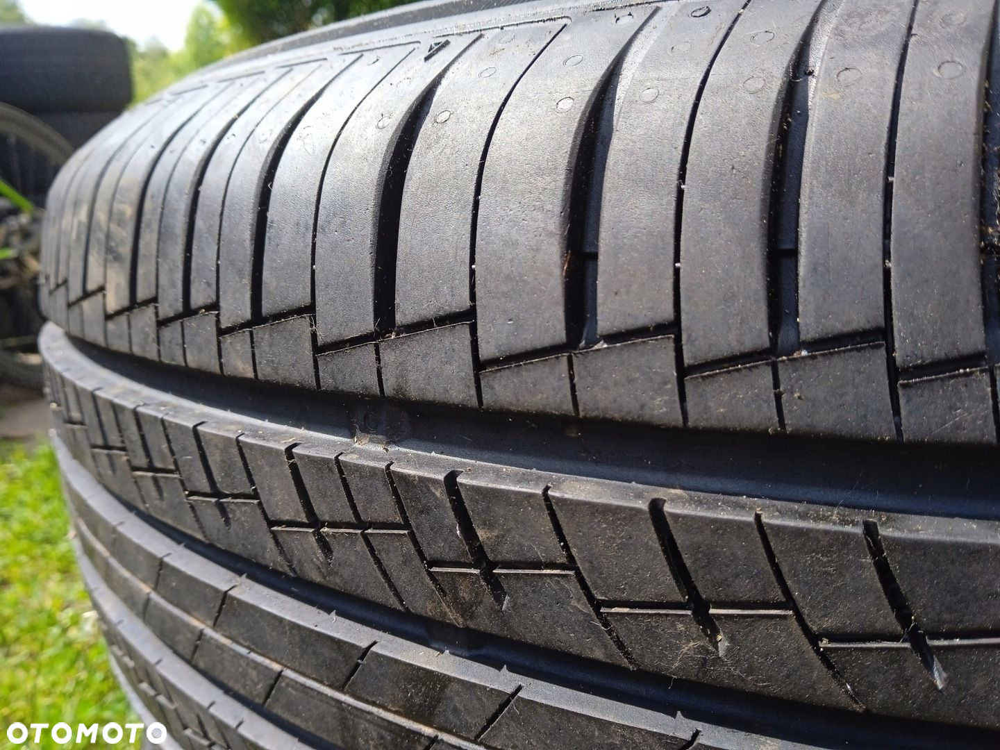 opony letnie Nexen Radian GTX 215/65 R17 99H 2023r 7mm - 5