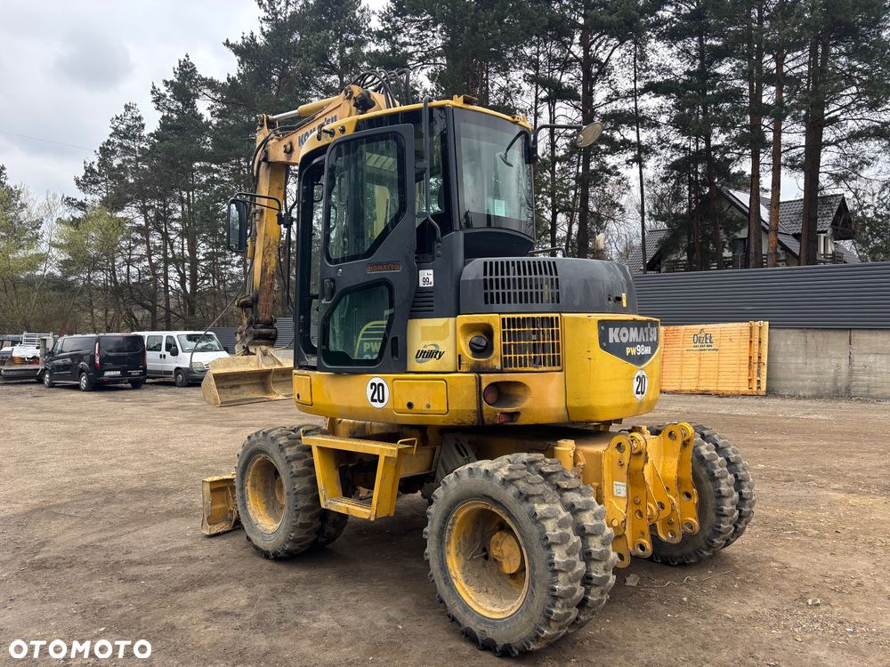 Komatsu PW 98MR-6 - 4