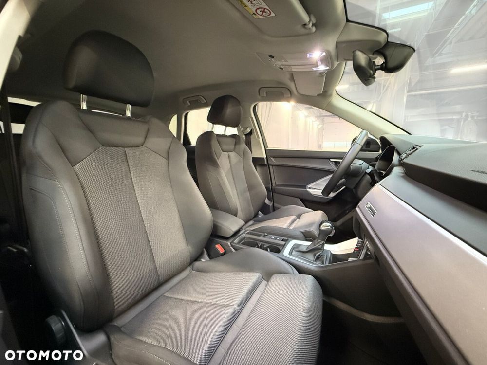 Audi Q3 35 TFSI mHEV S-Line S tronic - 24