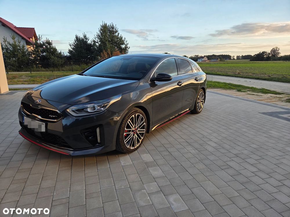 Kia ProCeed - 1