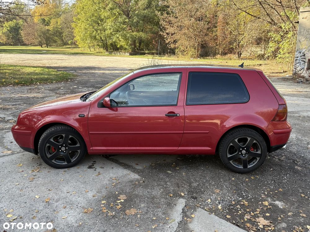 Volkswagen Golf - 11