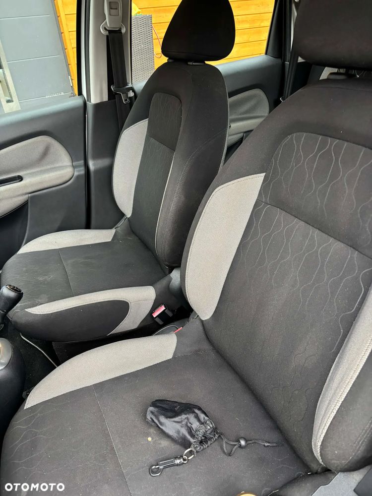 Citroën C3 Picasso 1.4i Attraction - 5