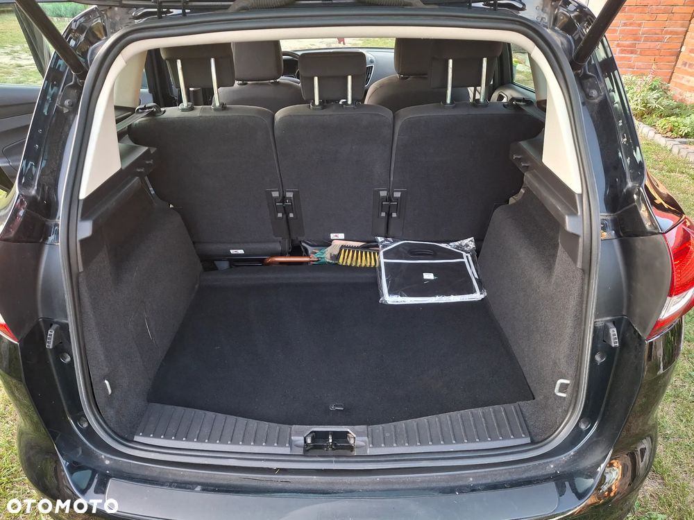 Ford C-MAX 1.5 TDCi Titanium - 11