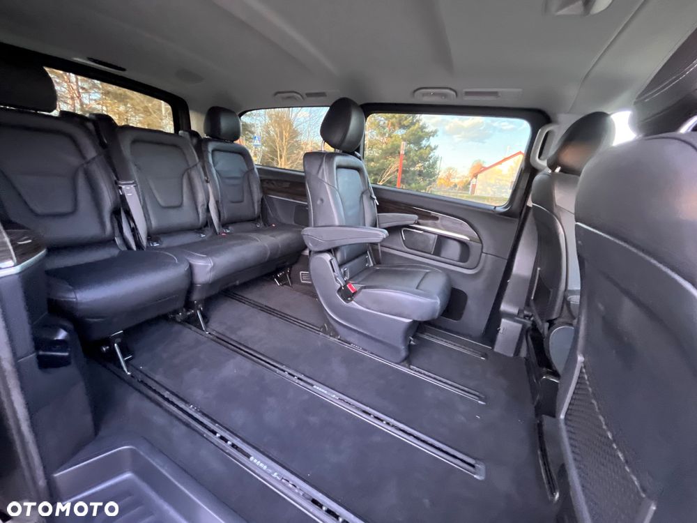 Mercedes-Benz Klasa V 300 d lang 9G-TRONIC Special Edition Avantgarde - 12