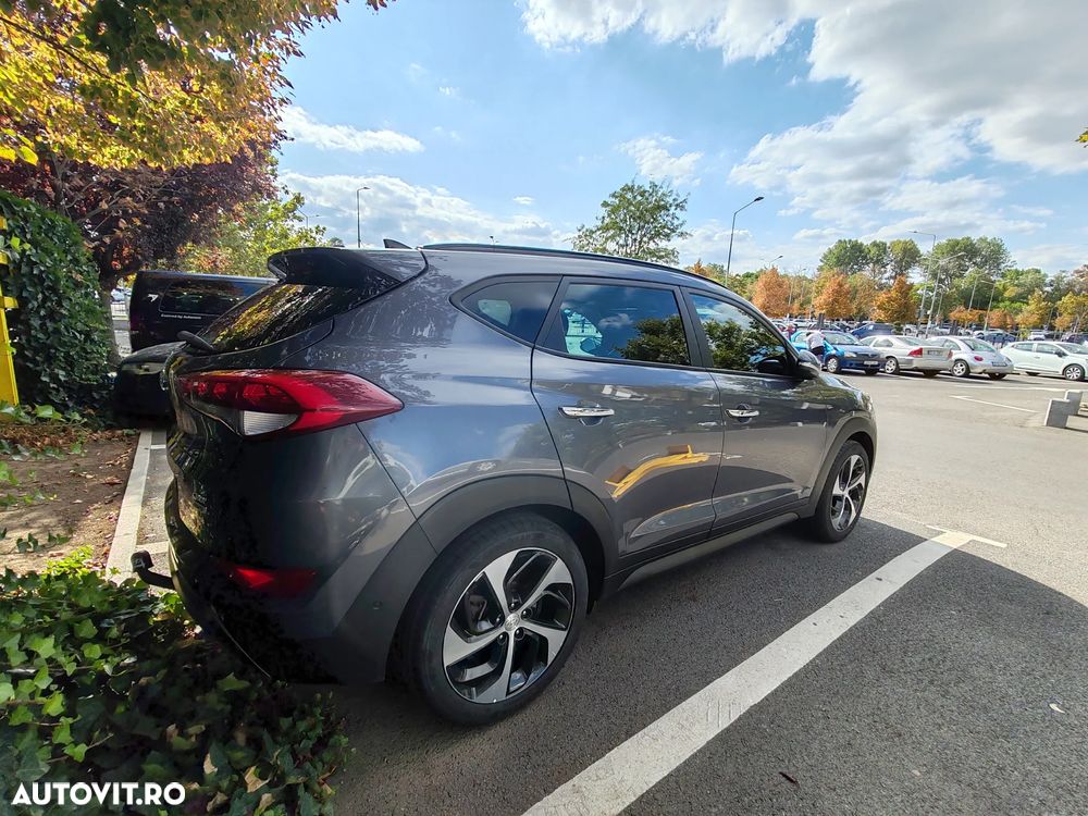 Hyundai Tucson 2.0 CRDI 4WD Automatik Premium - 20