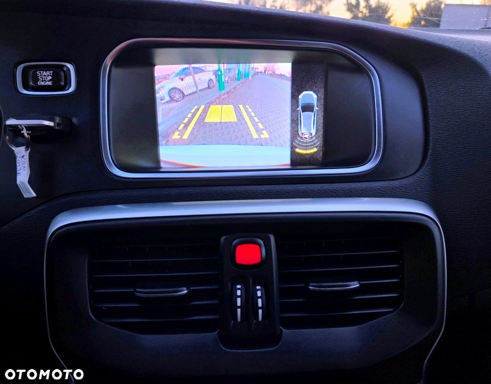 Volvo V40 Cross Country D2 Momentum - 38