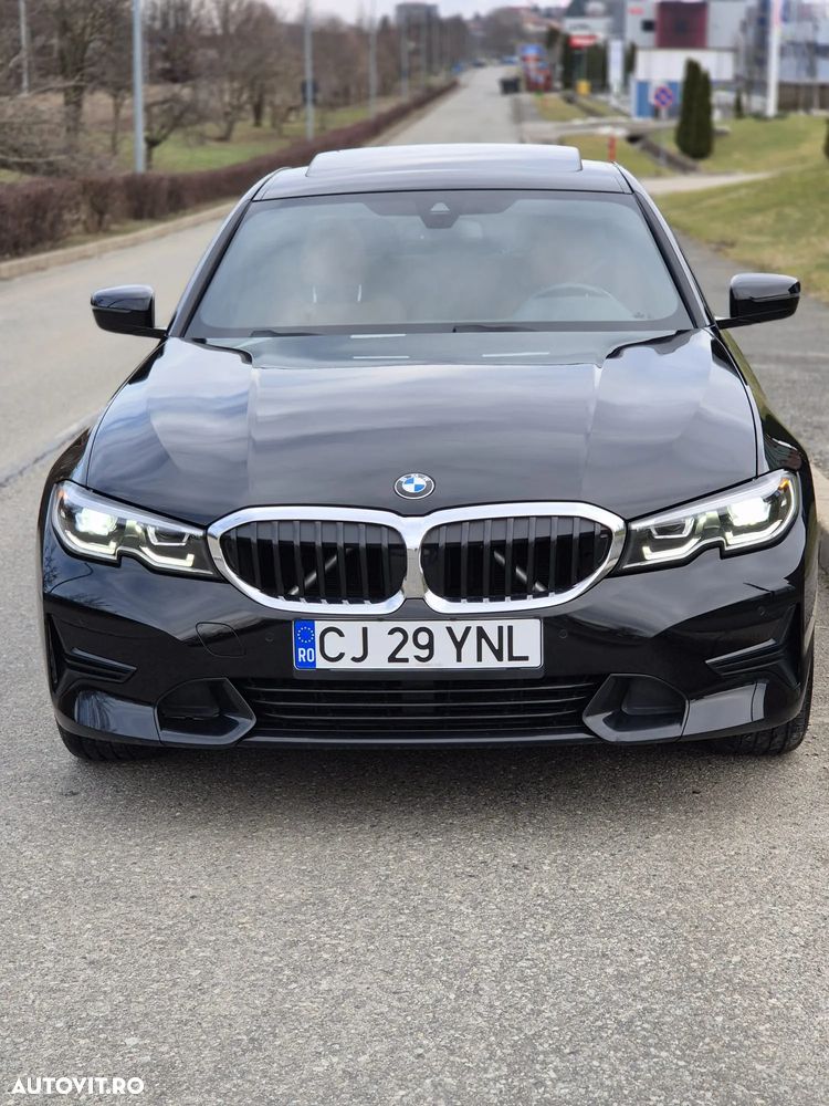 BMW Seria 3 330i xDrive Aut. Edition Luxury Line Purity - 22