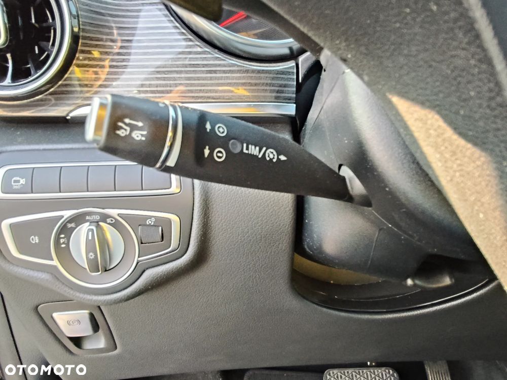 Mercedes-Benz Klasa V 250 d Avantgarde 9G-Tronic (ekstra d³) - 20