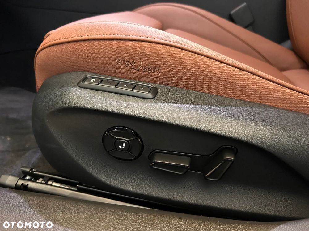 Skoda Superb 2.0 TSI 4x4 L&K DSG - 21