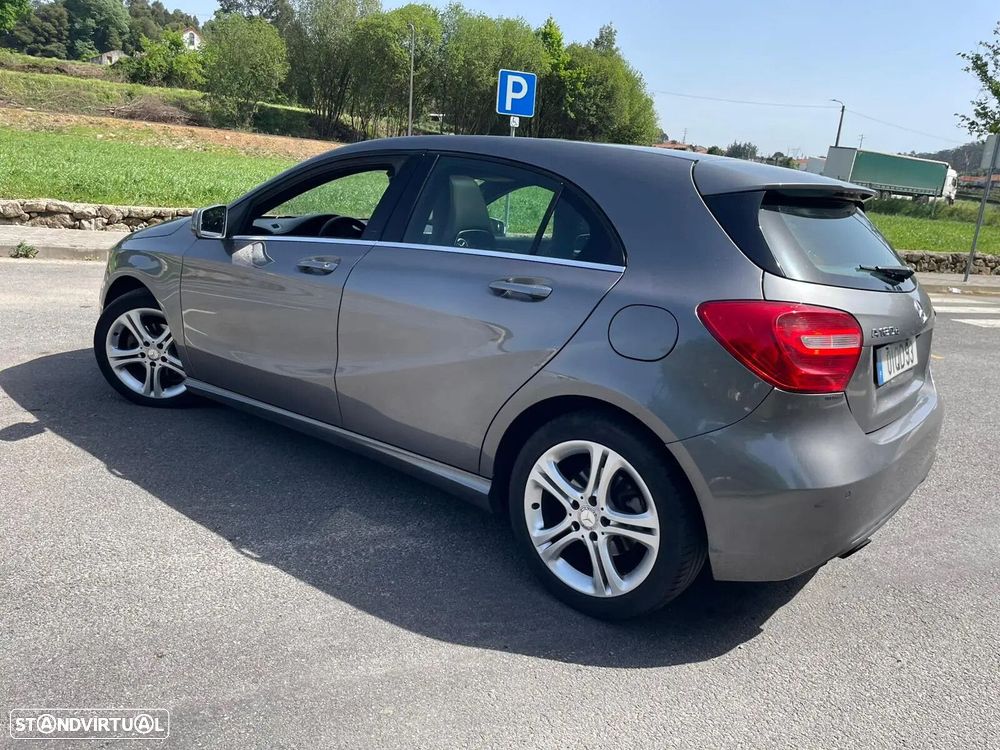 Mercedes-Benz A 180 - 4