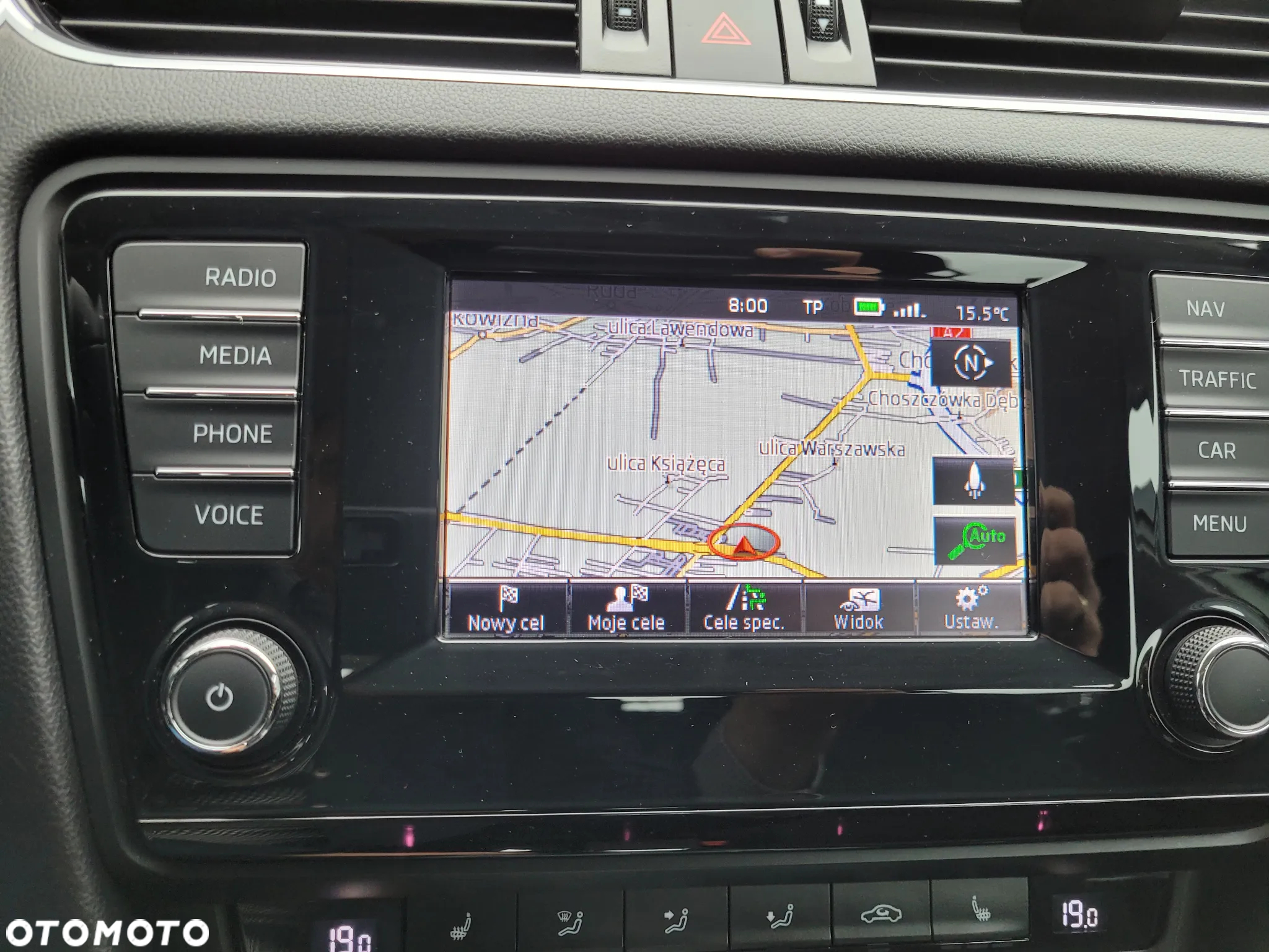 Skoda Octavia 2.0 TDI Elegance DSG - 22