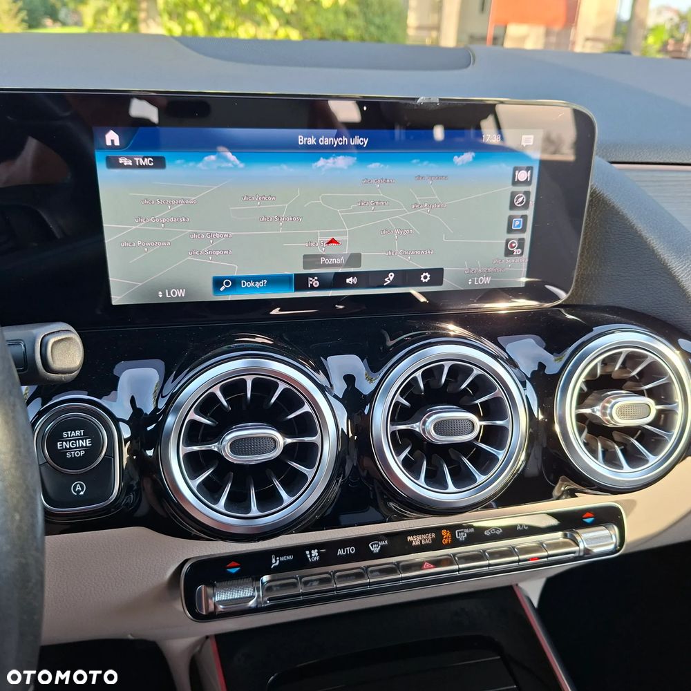 Mercedes-Benz GLA 200 Style - 14