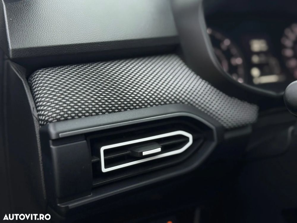 Dacia Logan TCe 90 MT6 Expression - 15