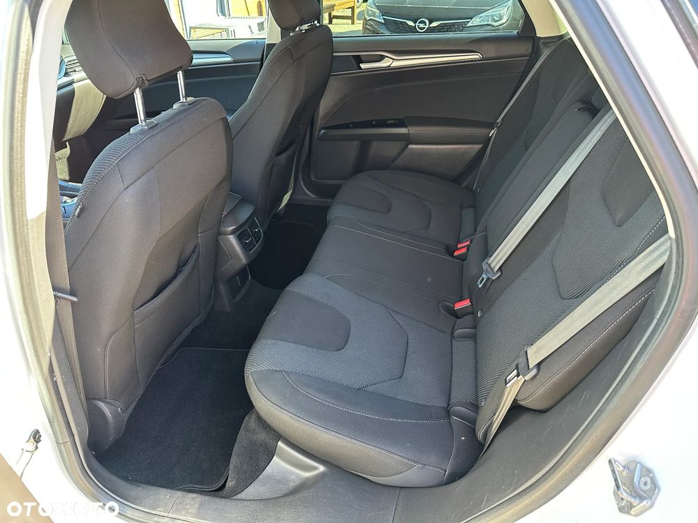 Ford Mondeo - 18