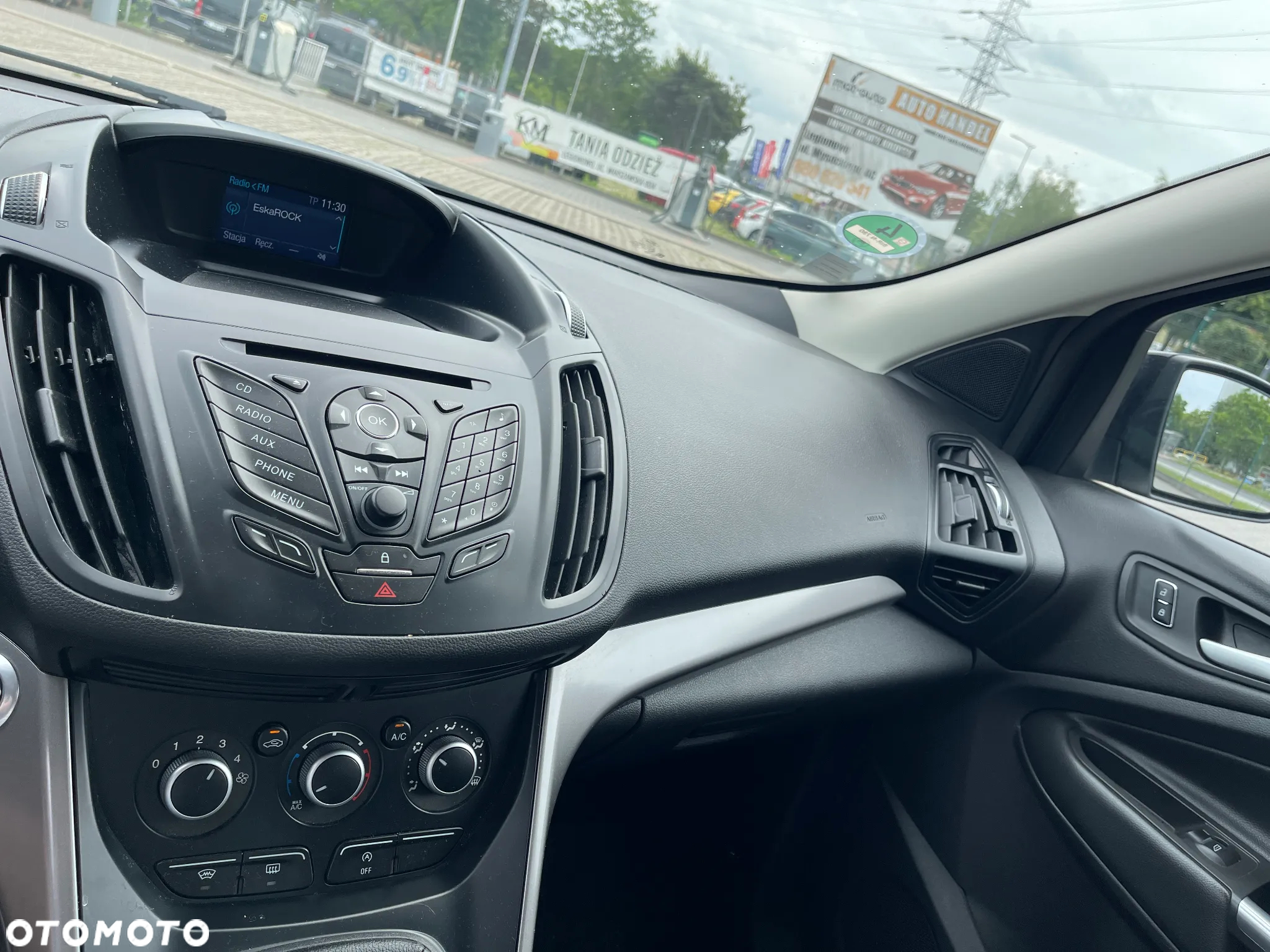 Ford Kuga 1.5 EcoBoost 2x4 Cool & Connect - 8