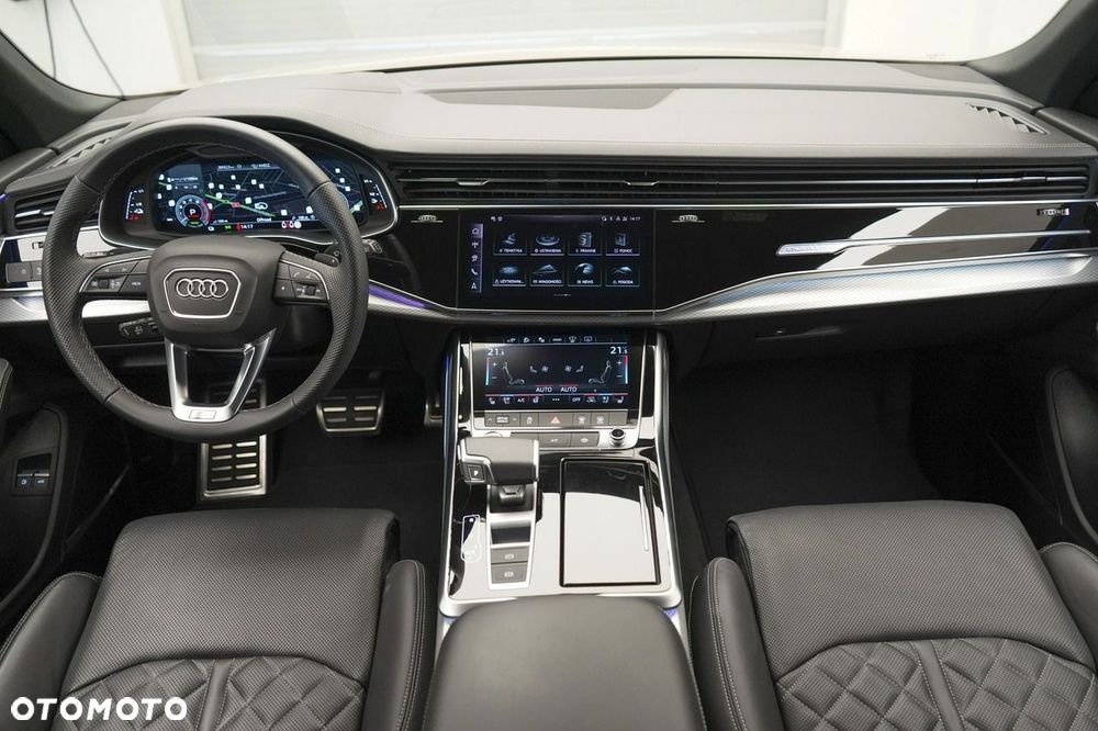 Audi Q8 - 35